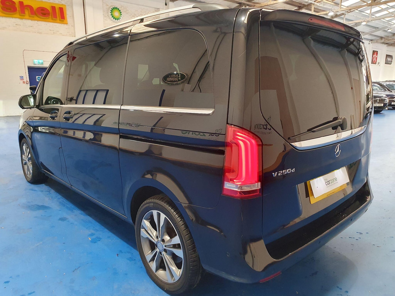 Used Mercedes-Benz V-Class 2016 for sale - 76667423: Photo 5