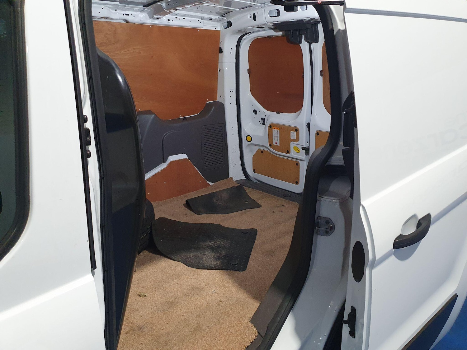 Used Ford Transit Connect 2020 for sale - 77291102: Photo 13