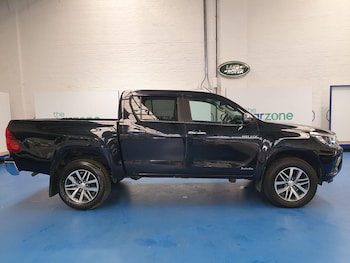 Used Toyota Hilux 2018 for sale - 75339955: Photo