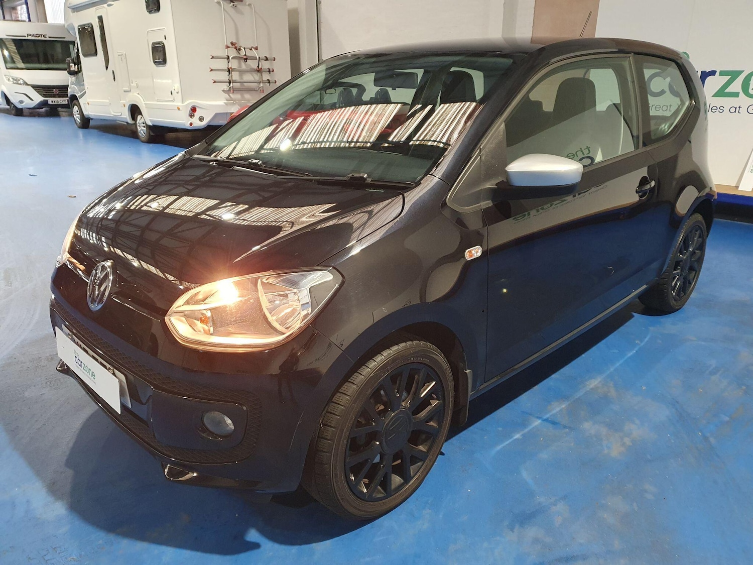 Used Volkswagen up! 2015 for sale - 77344109: Photo 6