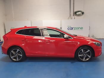 Used Volvo V40 2015 for sale - 79830727: Photo
