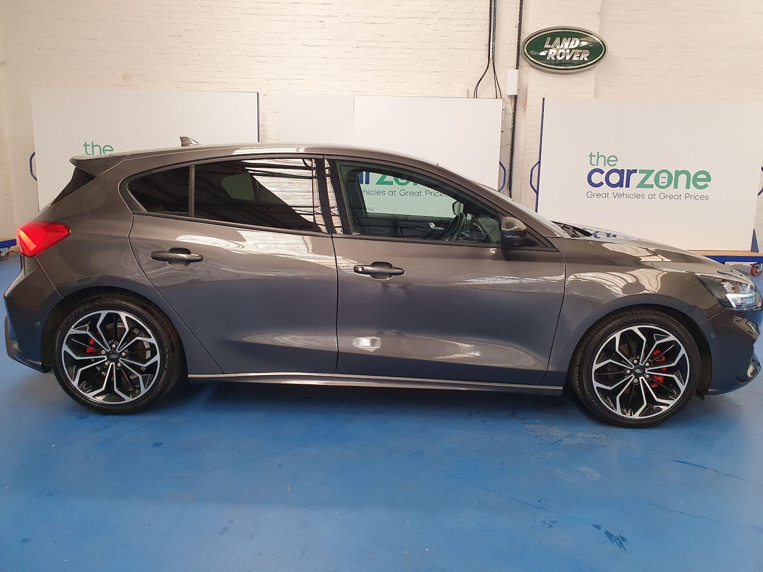 Used Ford Focus 2021 for sale - 76965473: Photo 2