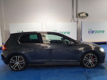 Used Volkswagen Golf 2016 for sale - 76200579: Photo 2