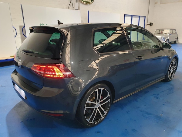 Used Volkswagen Golf 2016 for sale - 76200579: Photo 3