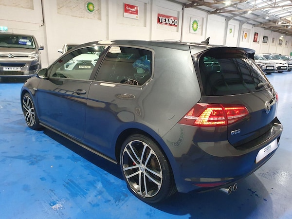 Used Volkswagen Golf 2016 for sale - 76200579: Photo 5
