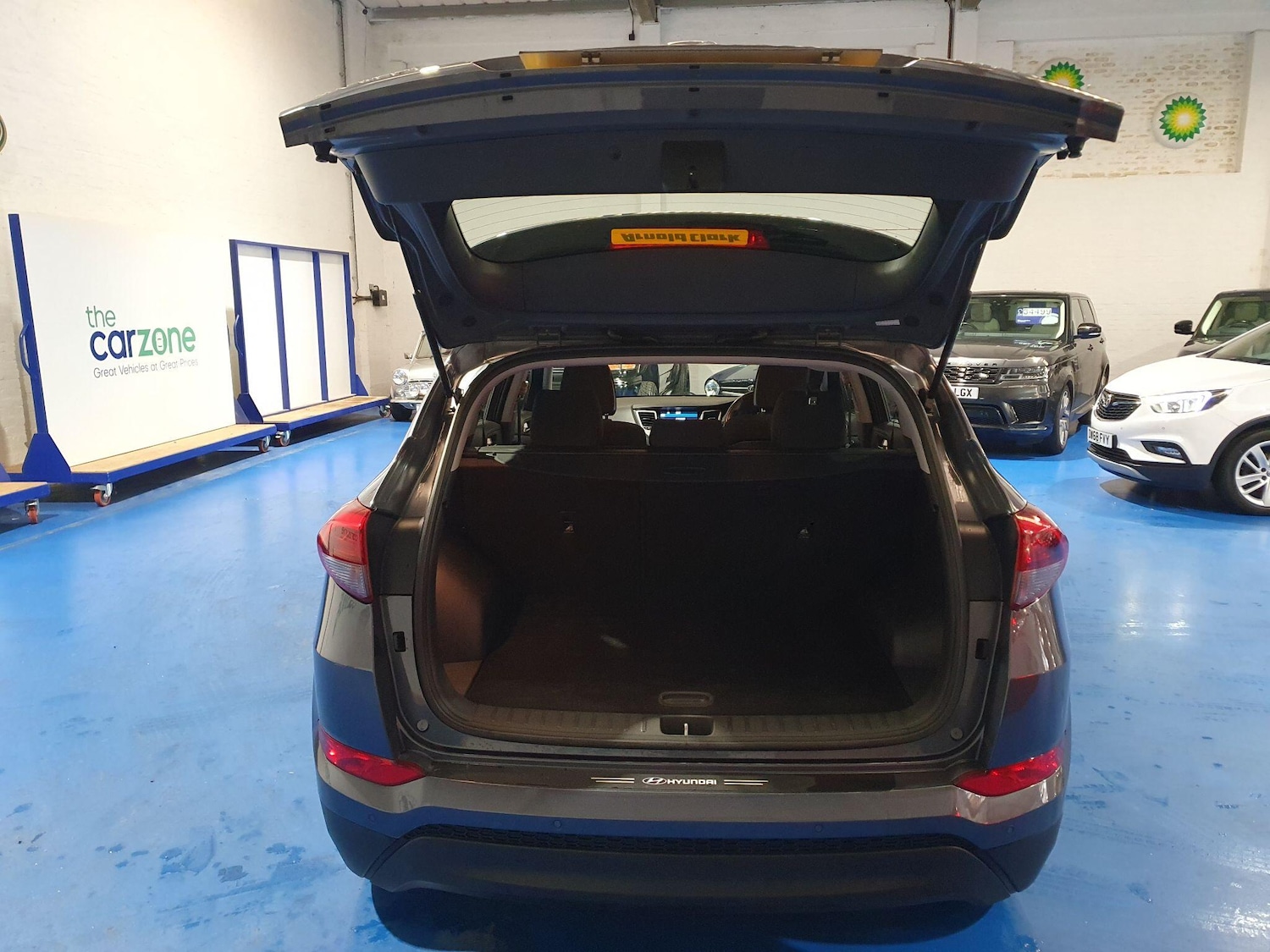 Used Hyundai TUCSON 2017 for sale - 77969932: Photo 5