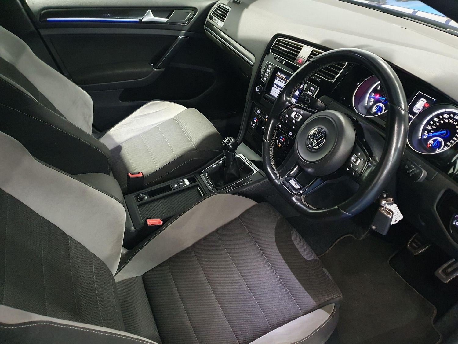 Used Volkswagen Golf 2014 for sale - 77769223: Photo 11