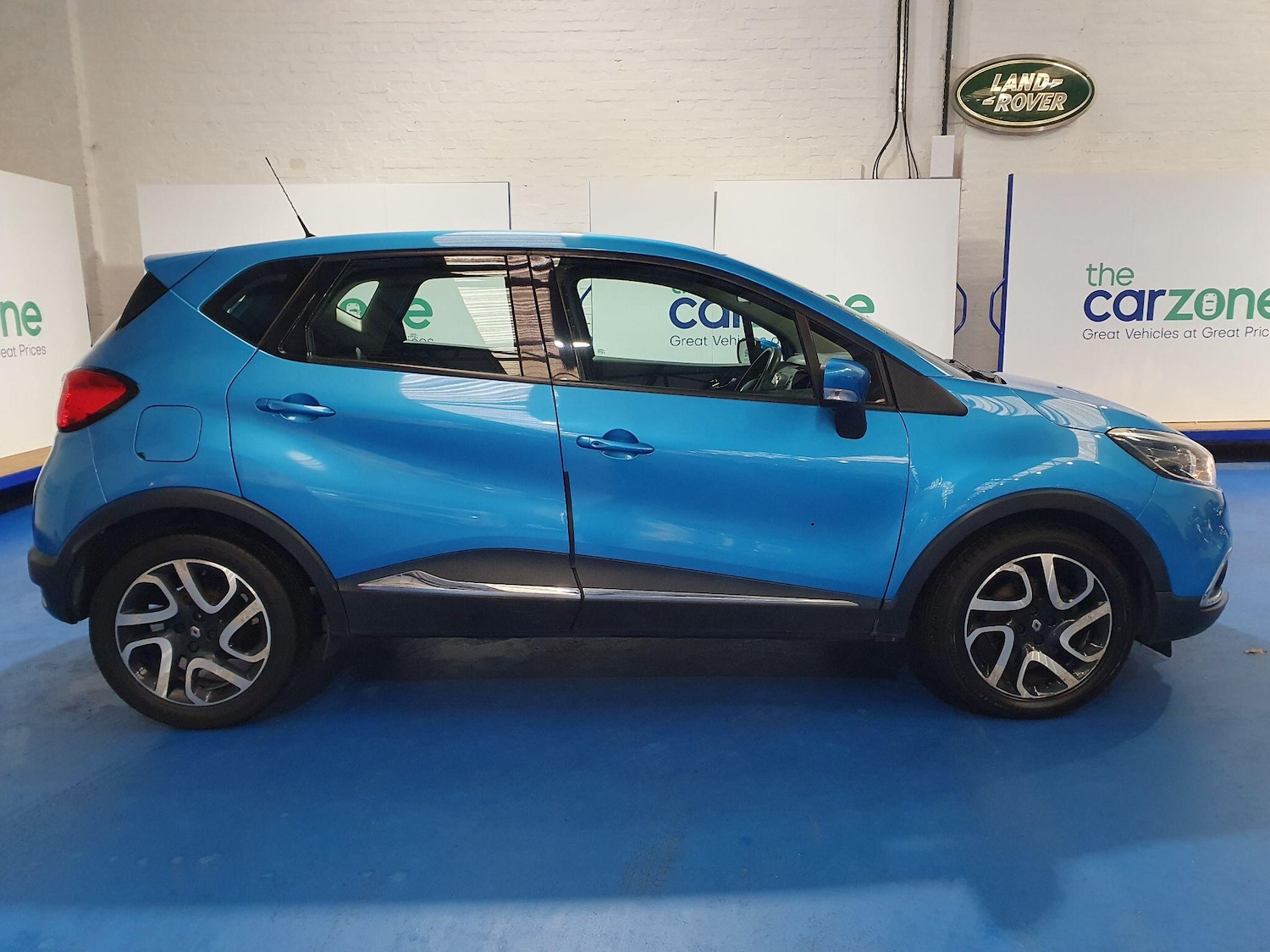 Used Renault Captur 2013 for sale - 77255255: Photo 2