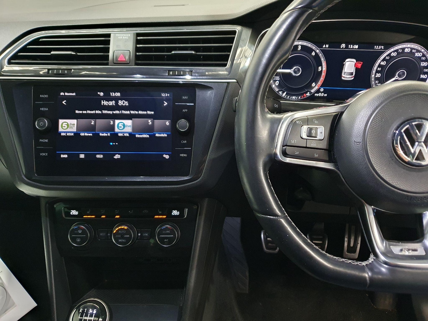 Used Volkswagen Tiguan 2018 for sale - 76898876: Photo 14