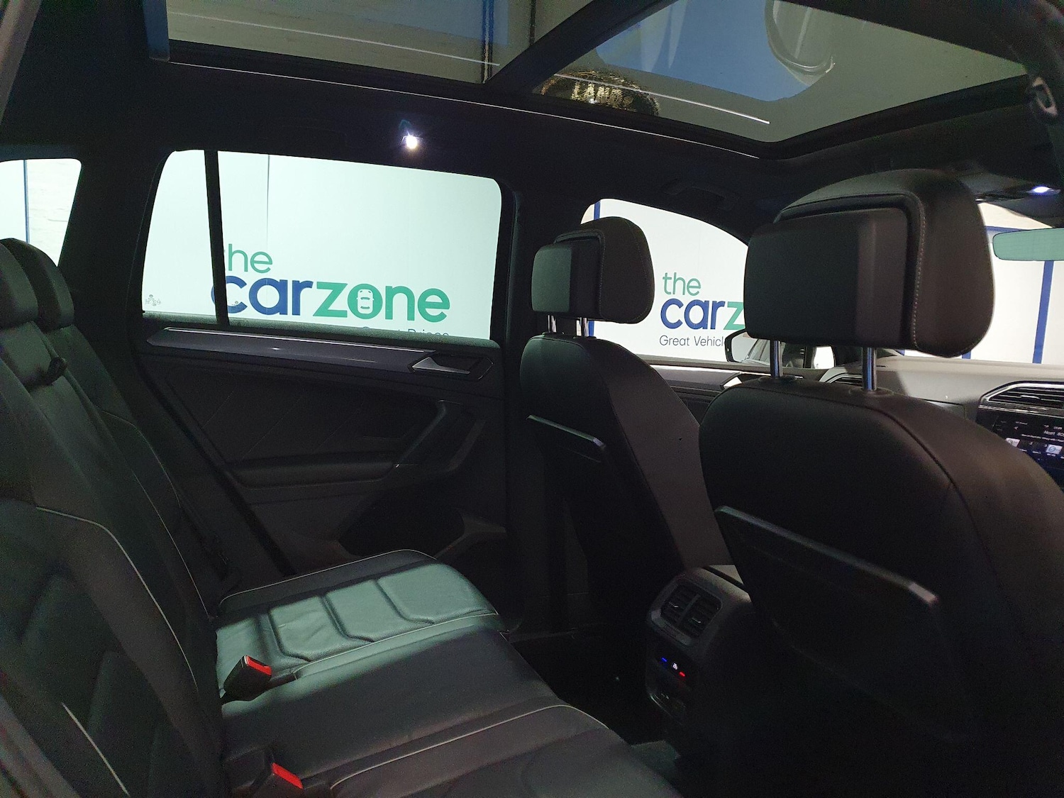 Used Volkswagen Tiguan 2018 for sale - 76898876: Photo 17