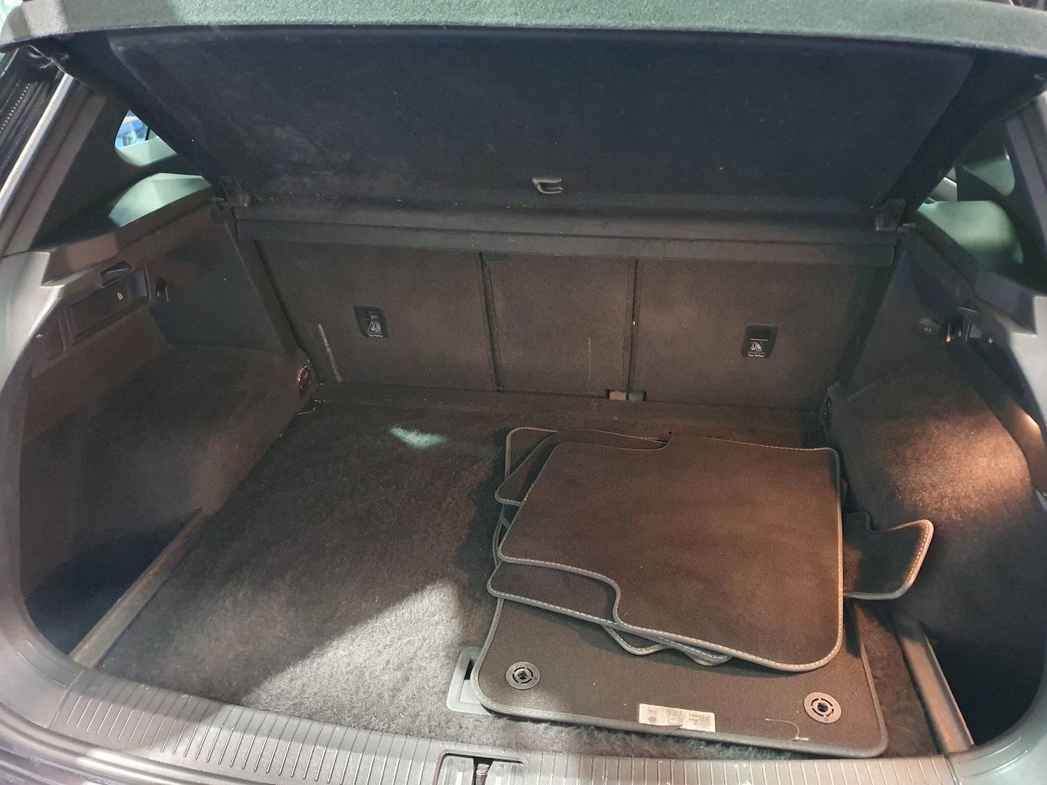 Used Volkswagen Tiguan 2018 for sale - 76898876: Photo 6