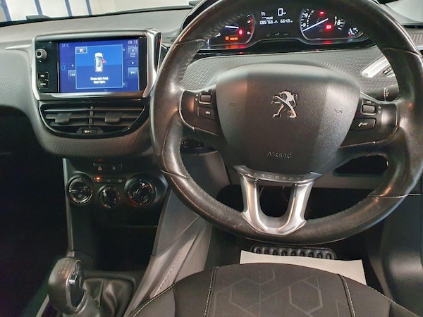 Used Peugeot 2008 2016 for sale - 75552323: Photo 10