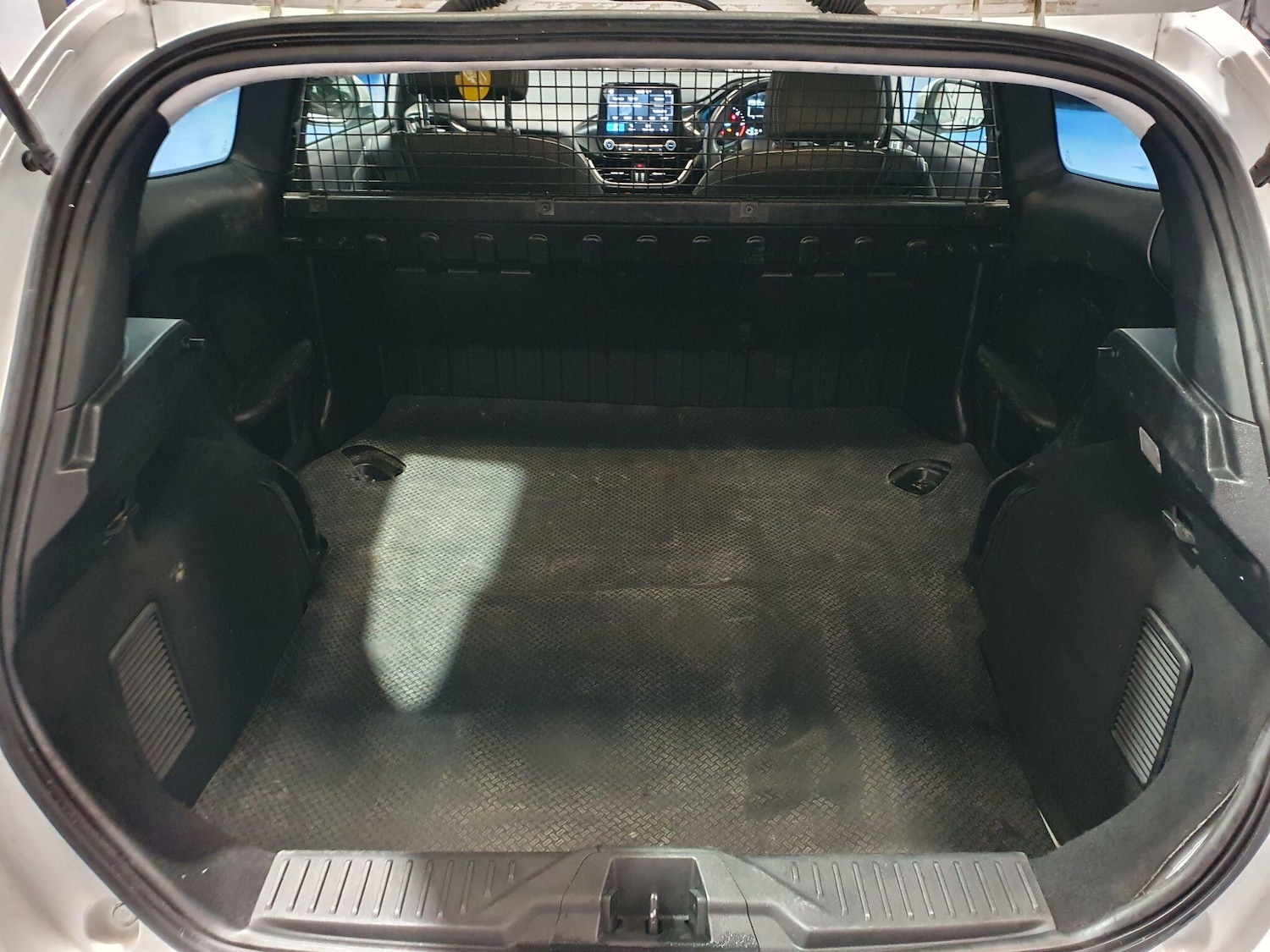 Used Ford Fiesta for sale - 77216001: Photo 6