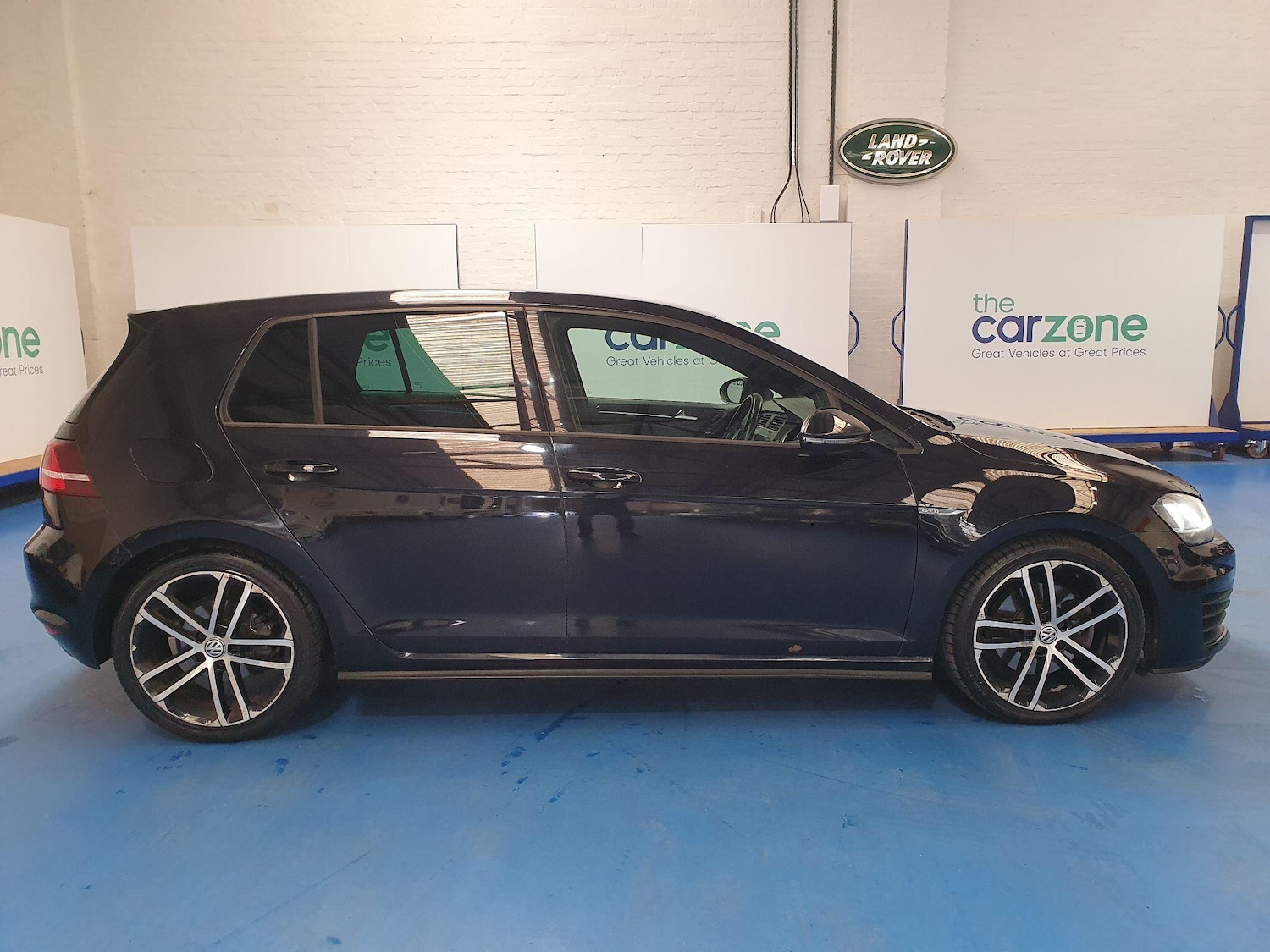 Used Volkswagen Golf for sale - 78184757: Photo 2