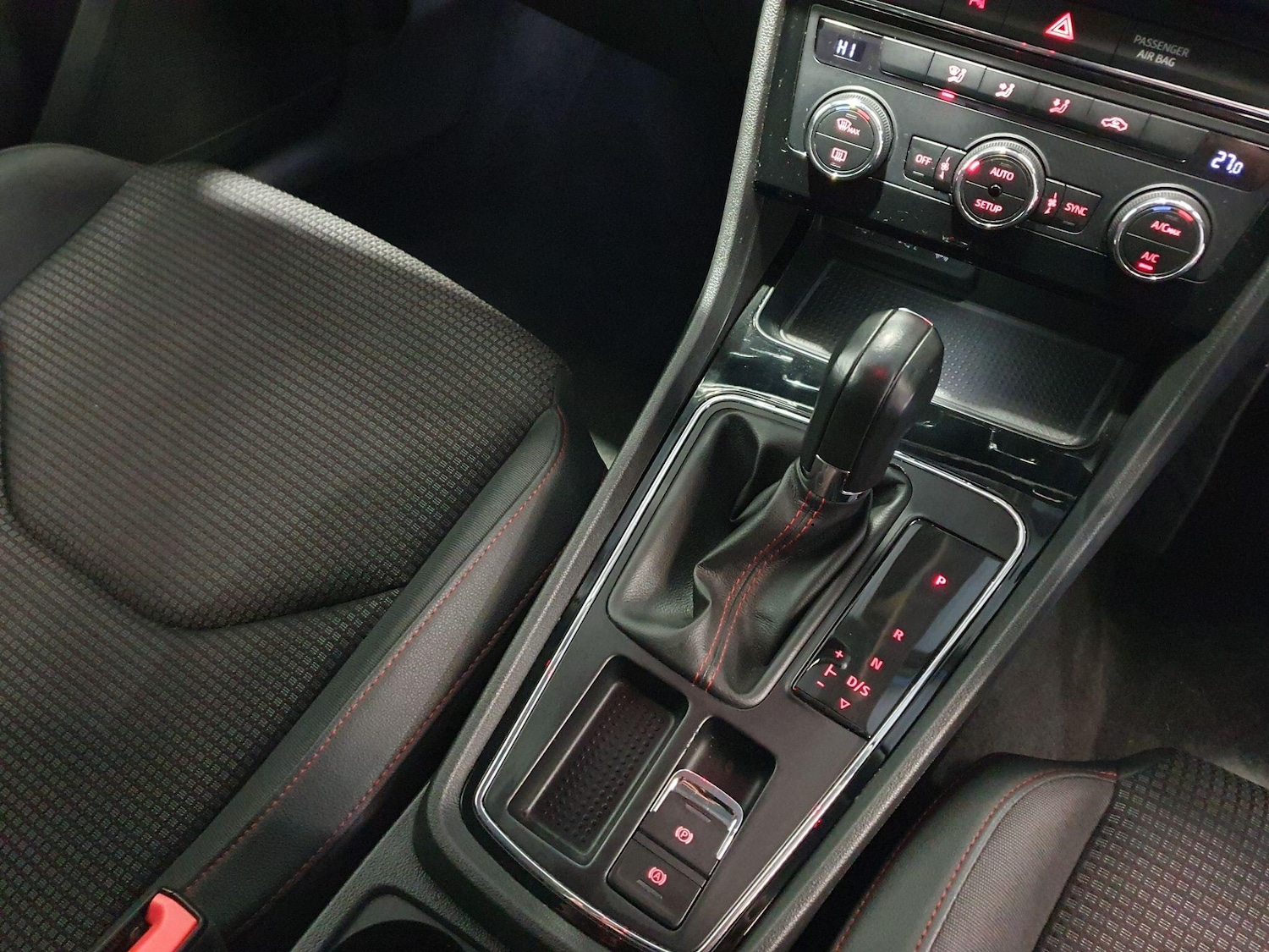 Used SEAT Leon 2019 for sale - 76898859: Photo 16