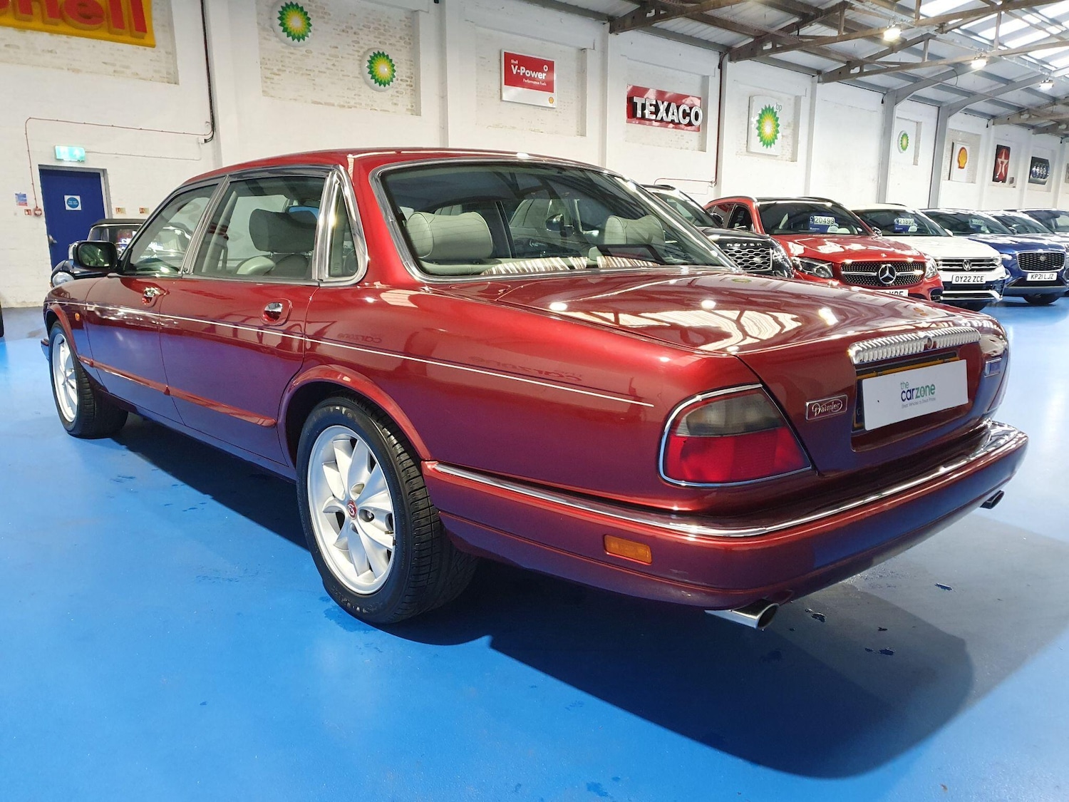 Used Jaguar XJ 2002 for sale - 78100323: Photo 10