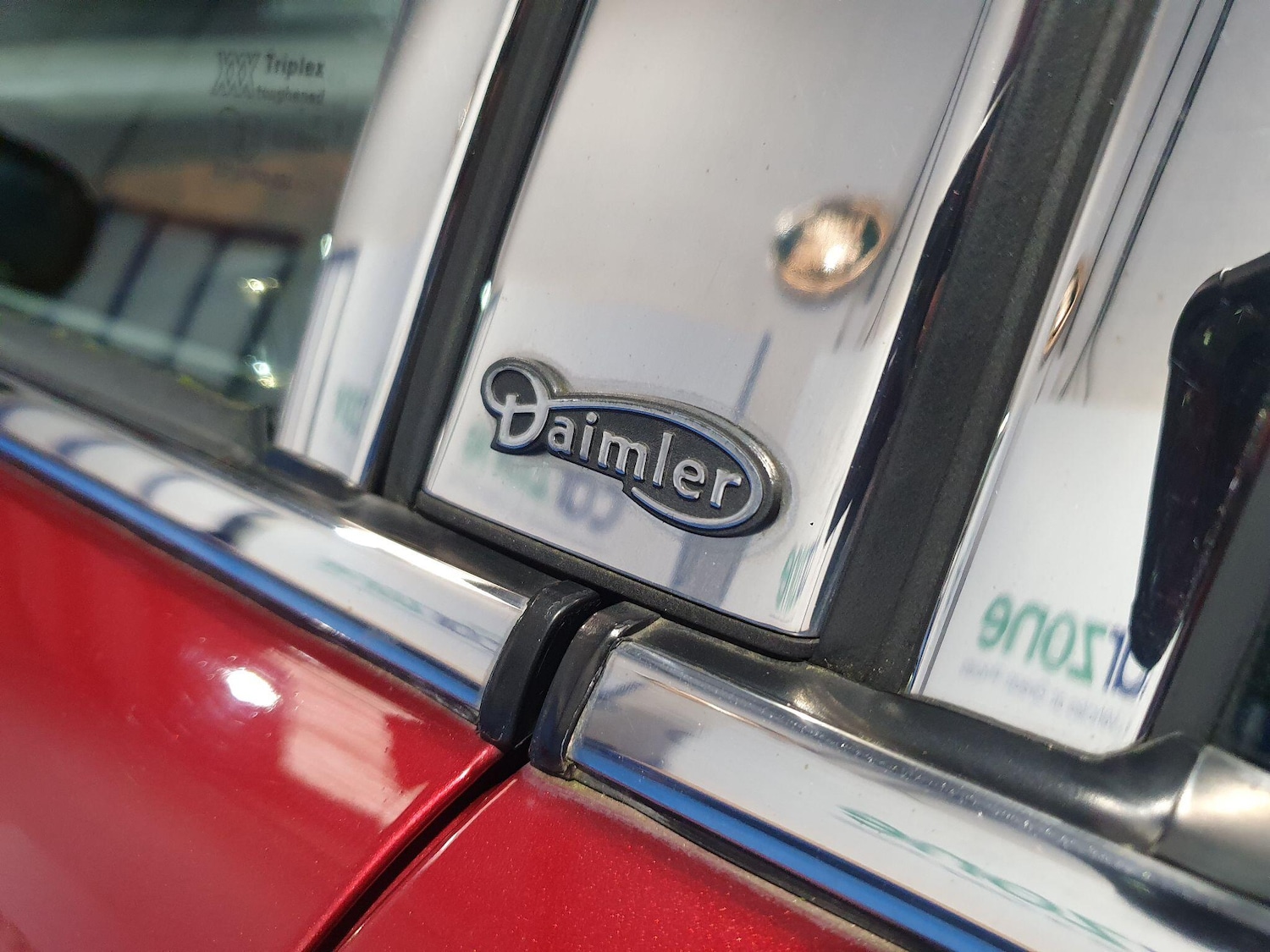 Used Jaguar XJ 2002 for sale - 78100323: Photo 32