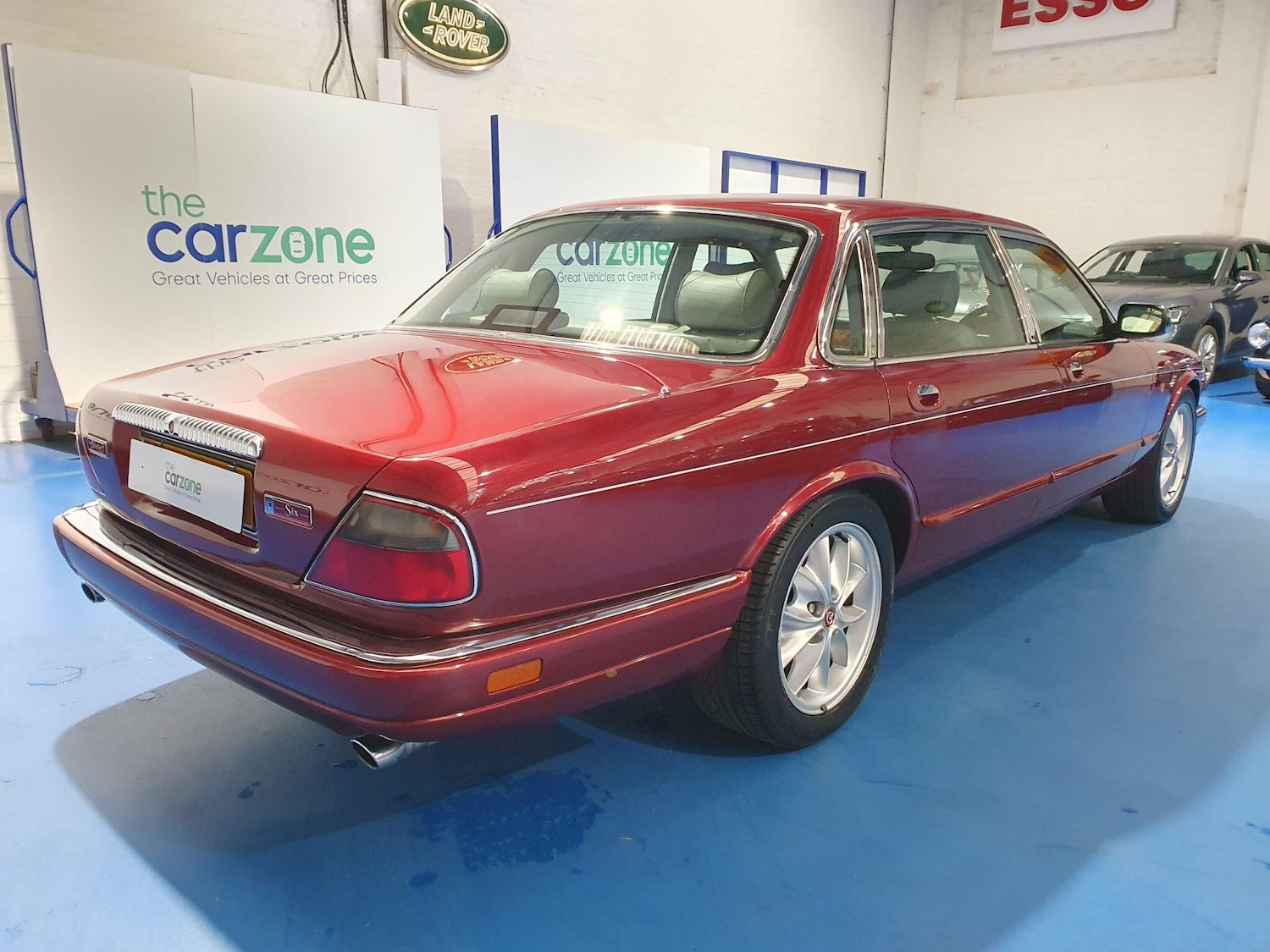 Used Jaguar XJ 2002 for sale - 78100323: Photo 5