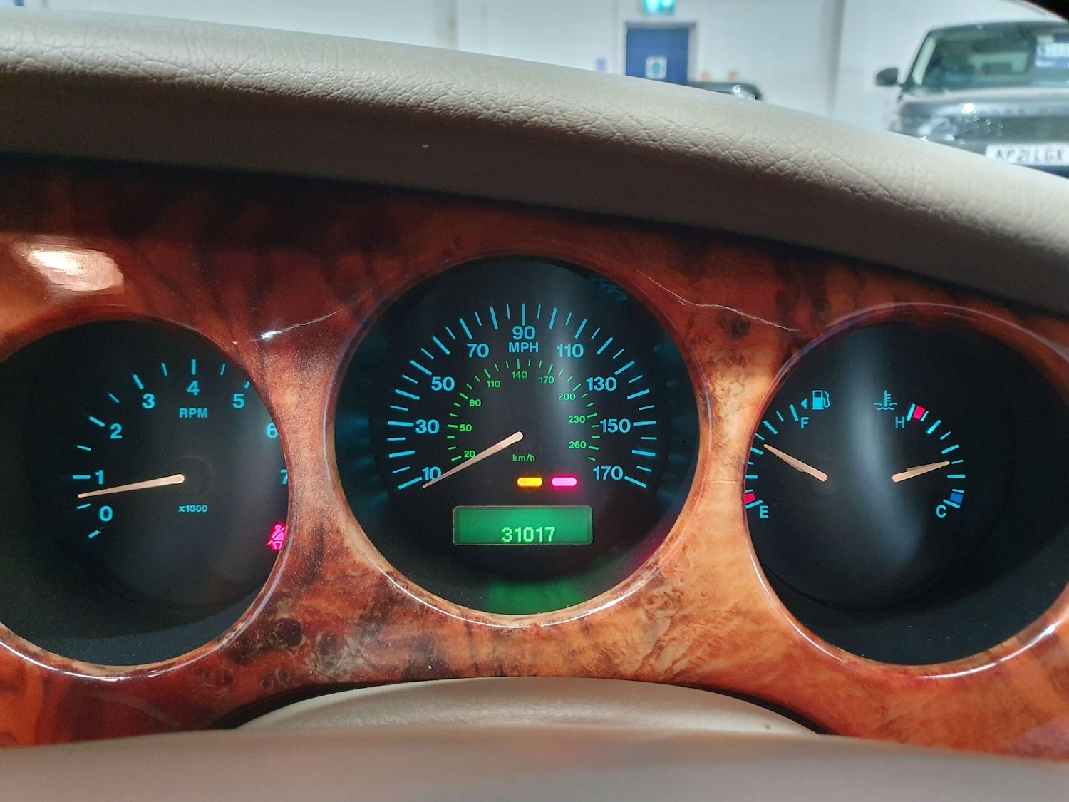 Used Jaguar XK8 1999 for sale - 77351579: Photo 19