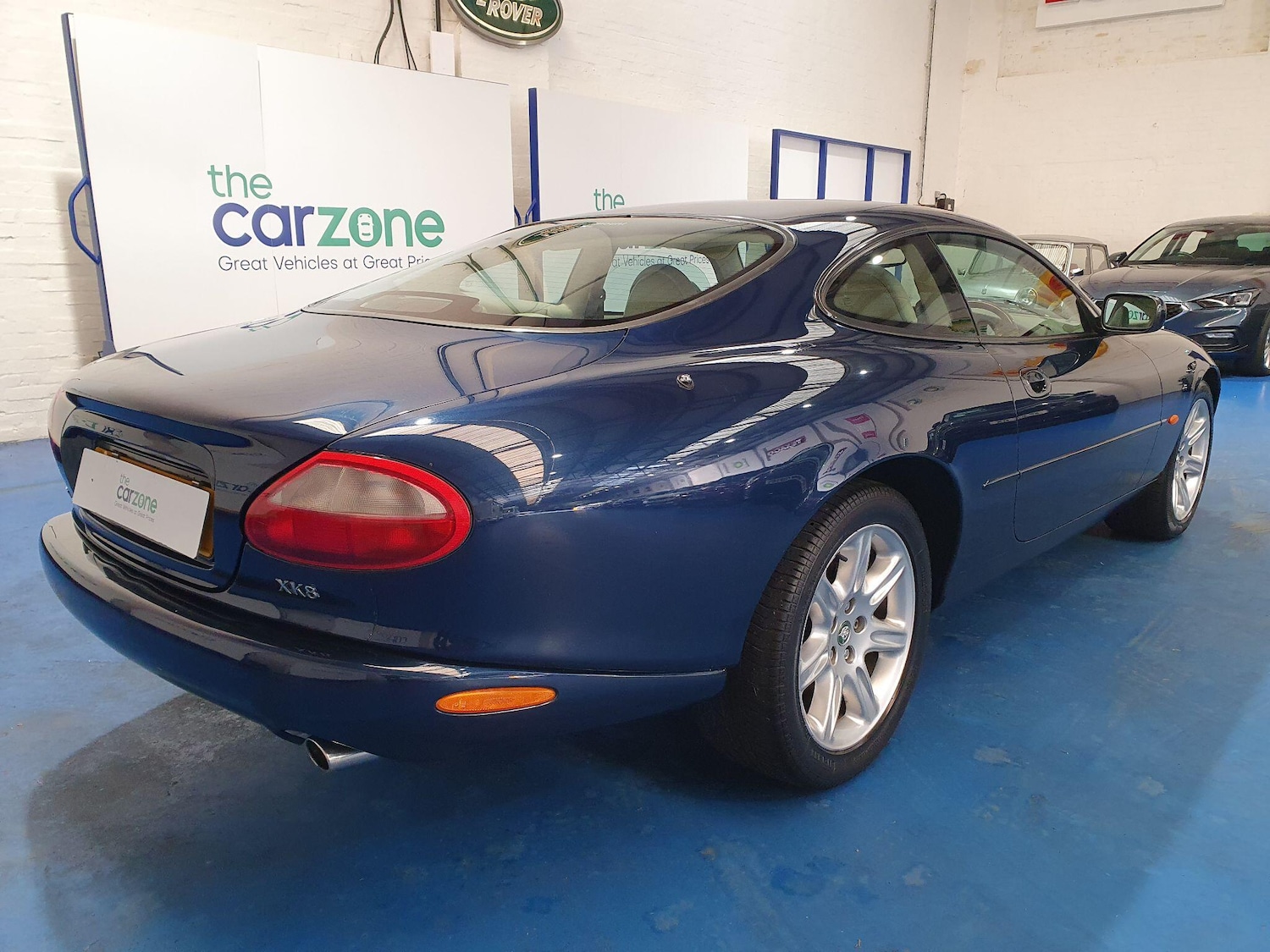 Used Jaguar XK8 1999 for sale - 77351579: Photo 4