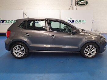 Used Volkswagen Polo 2015 for sale - 78301694: Photo