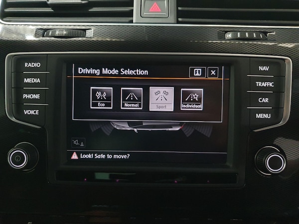 Used Volkswagen Golf 2016 for sale - 75634871: Photo 11