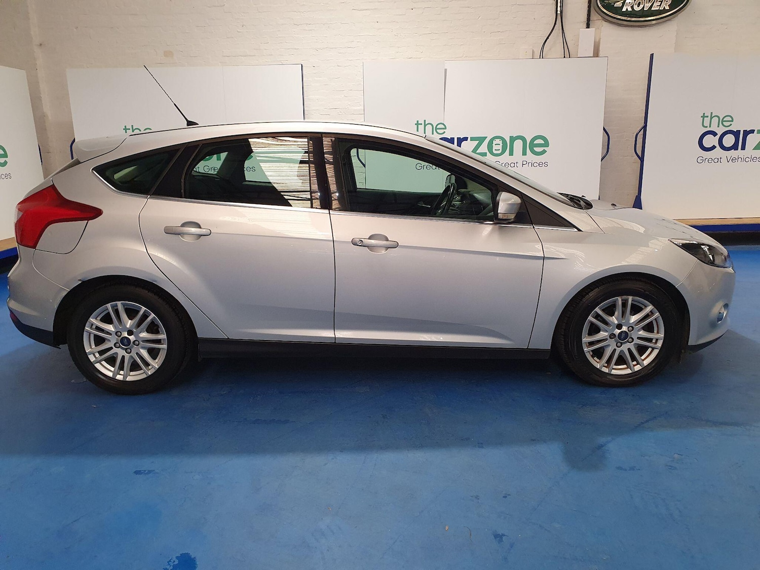 Used Ford Focus 2013 for sale - 77611950: Photo 2