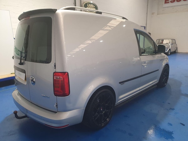 Used Volkswagen Caddy 2017 for sale - 76315057: Photo 3