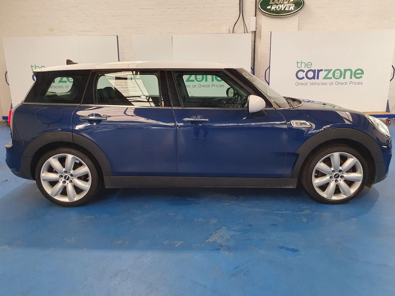 Used MINI Clubman 2017 for sale - 76348883: Photo 2