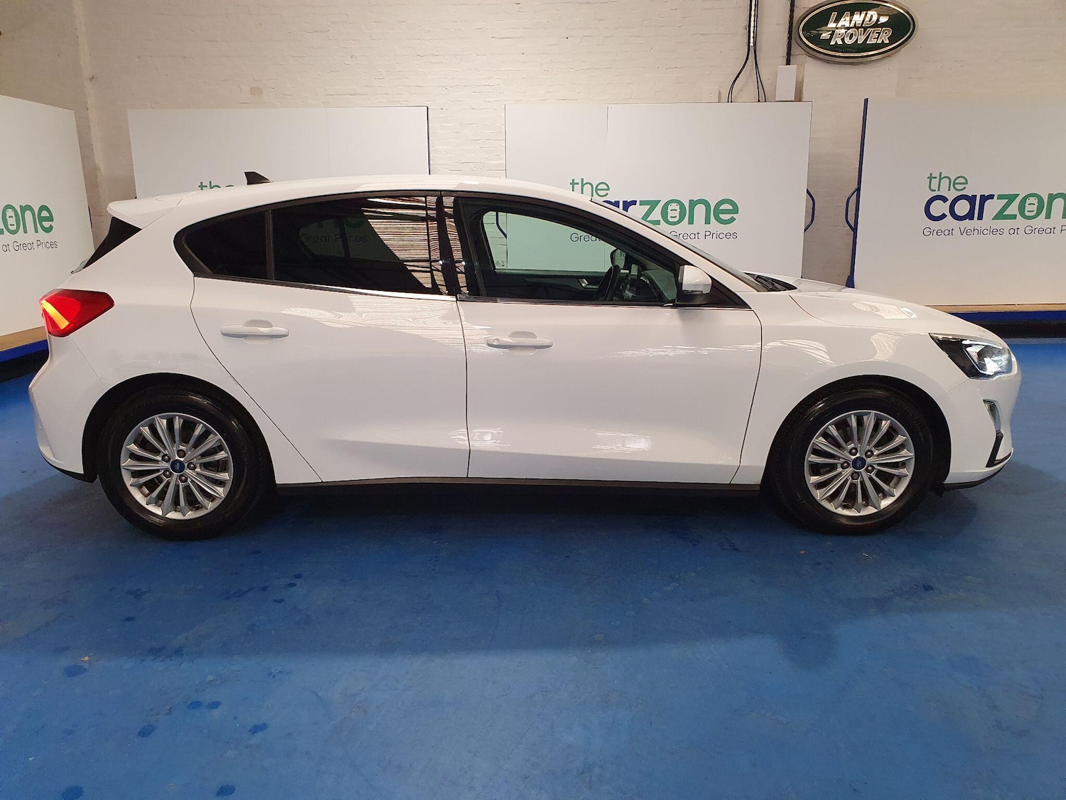 Used Ford Focus 2021 for sale - 77768624: Photo 2