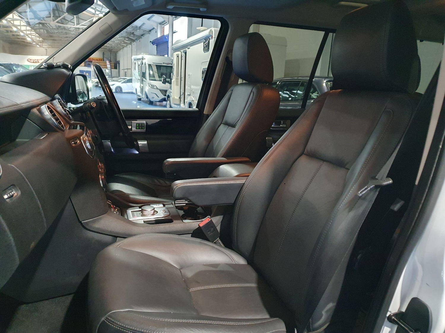 Used Land Rover Discovery 2012 for sale - 77768736: Photo 16