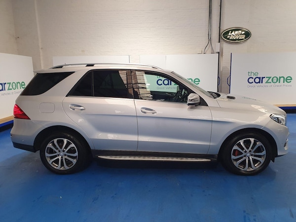 Used Mercedes-Benz GLE-Class 2016 for sale - 76226435: Photo 2