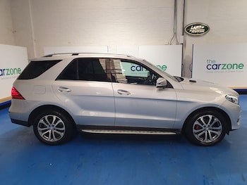 Used Mercedes-Benz GLE-Class 2016 for sale - 76226435: Photo 2