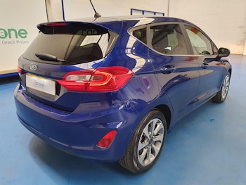 Used Ford Fiesta 2017 for sale - 75552346: Photo
