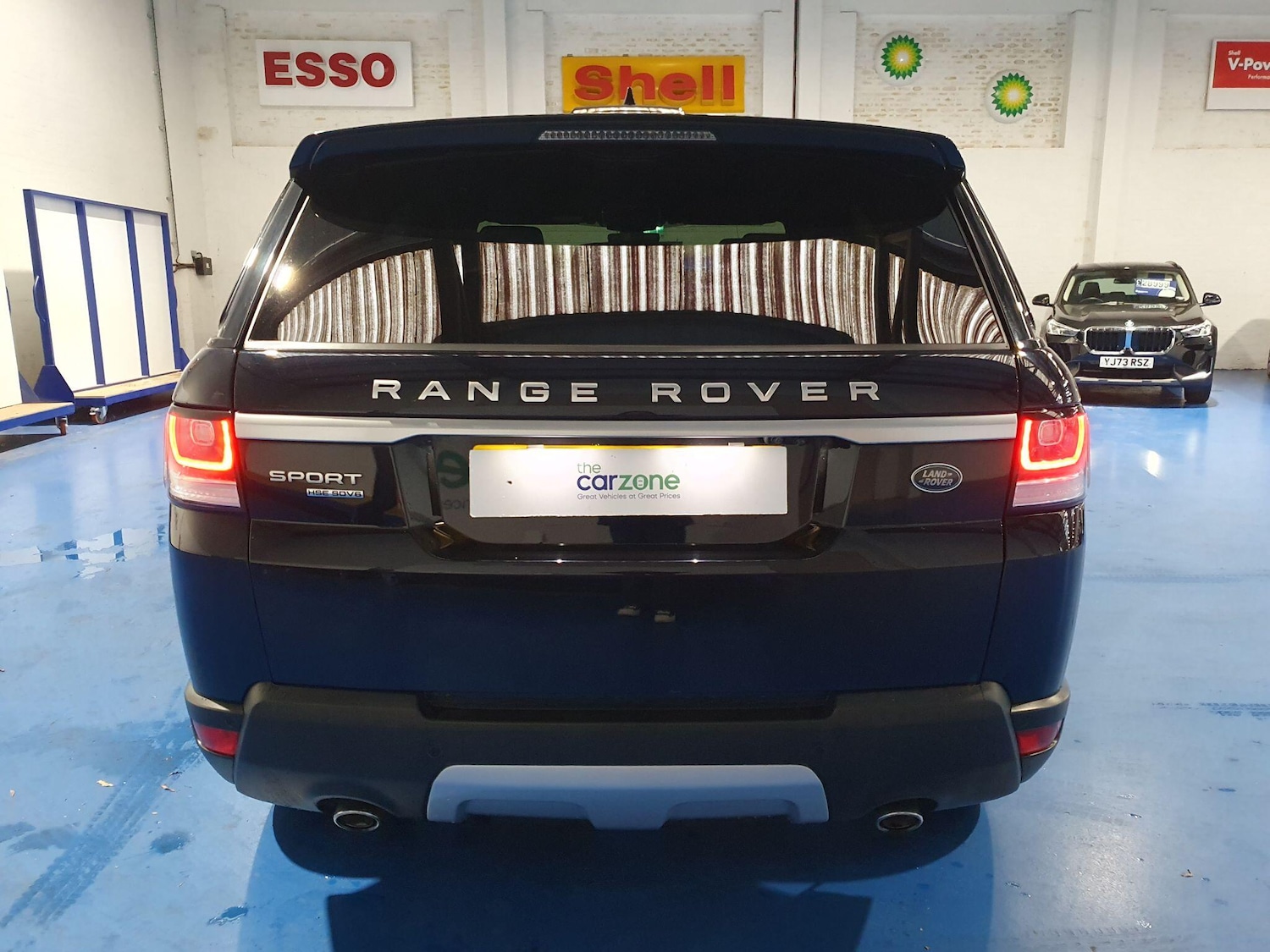 Used Land Rover Range Rover Sport 2017 for sale - 76409295: Photo 4