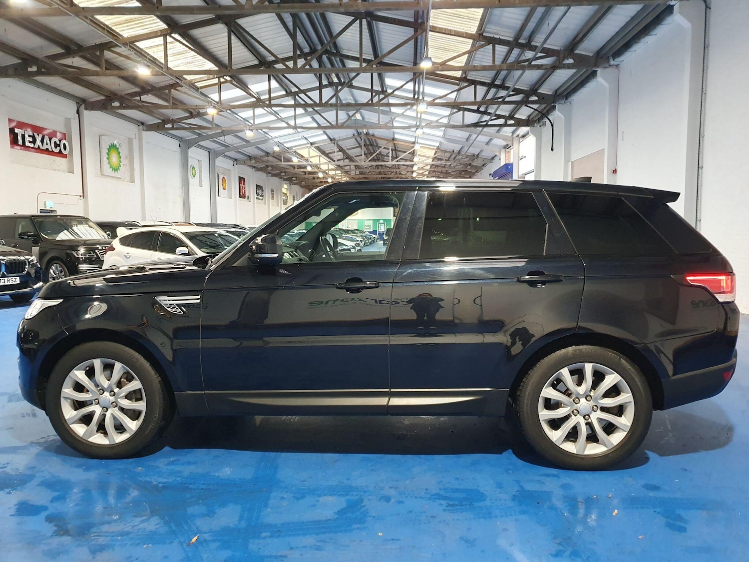 Used Land Rover Range Rover Sport 2017 for sale - 76409295: Photo 6