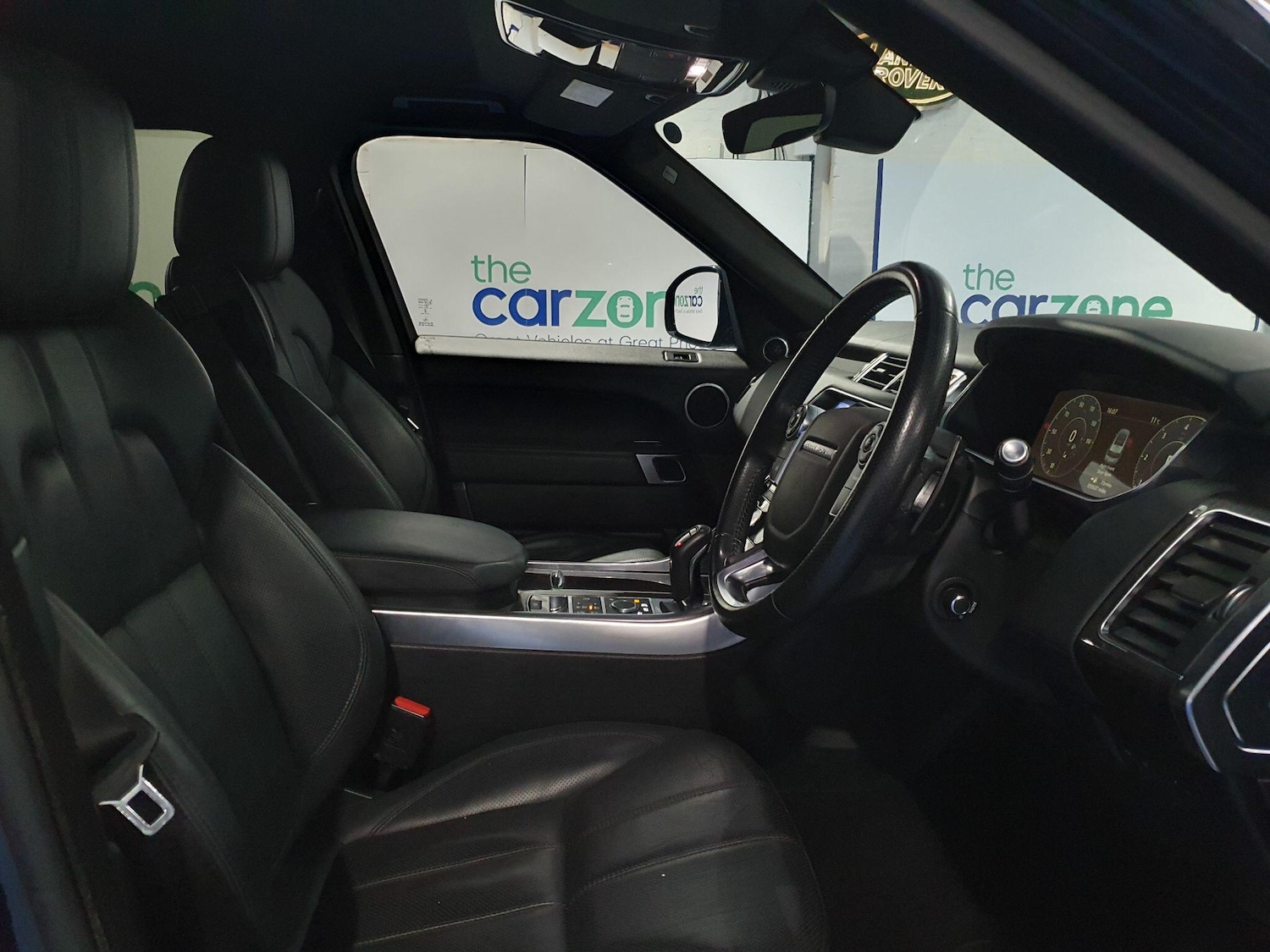 Used Land Rover Range Rover Sport 2017 for sale - 76409295: Photo 9