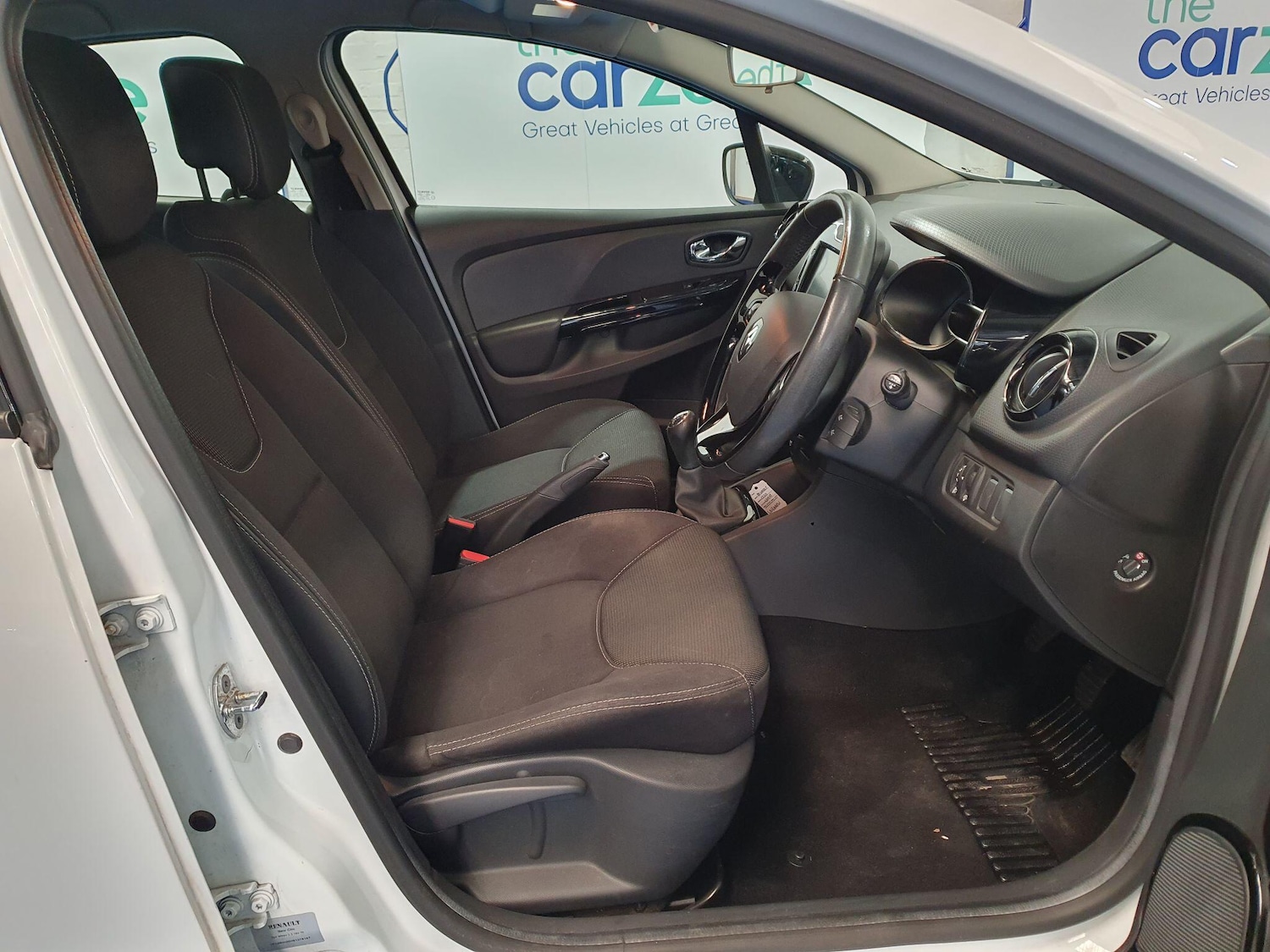 Used Renault Clio 2014 for sale - 77769140: Photo 9