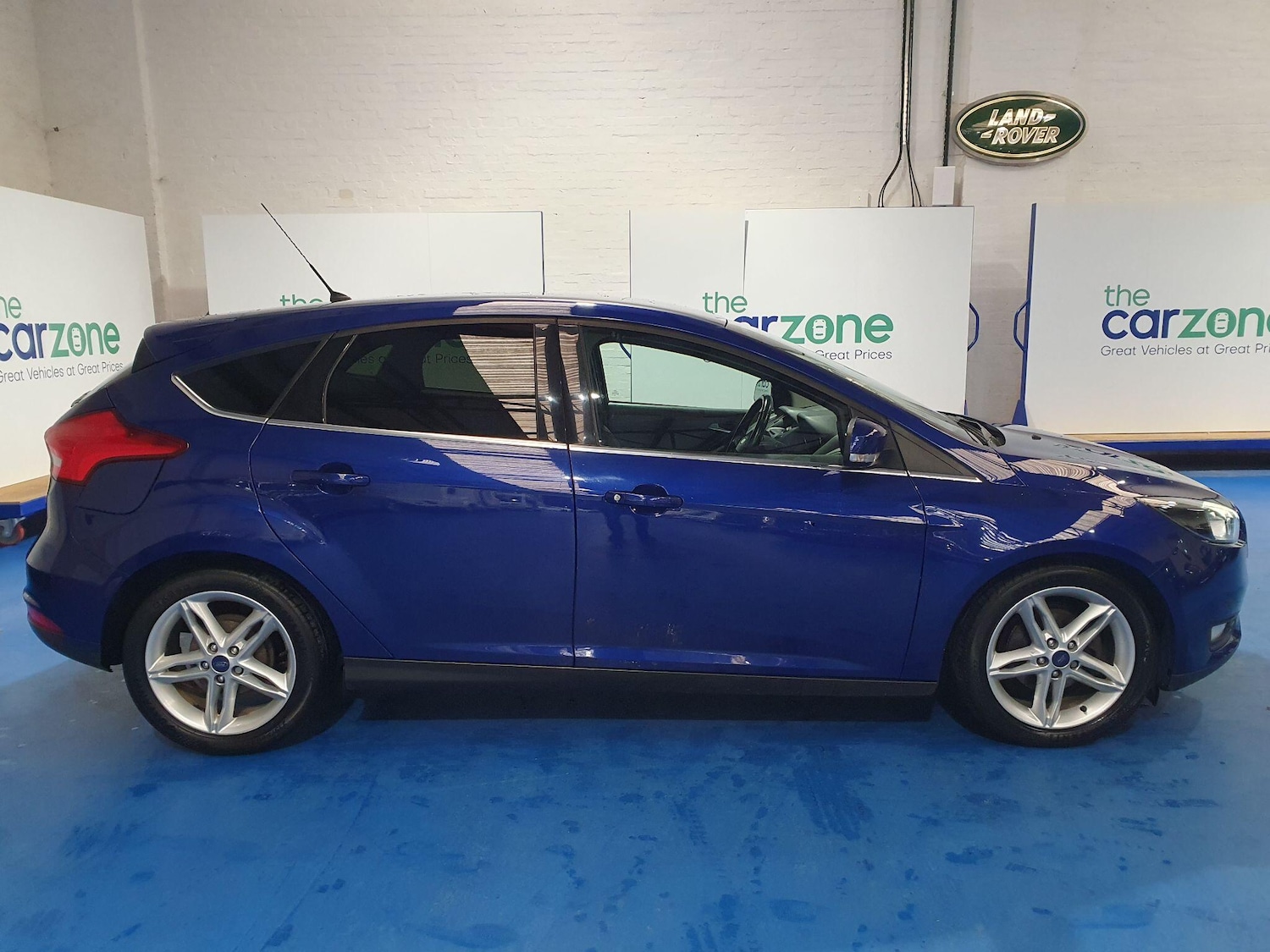 Used Ford Focus for sale - 77624935: Photo 2