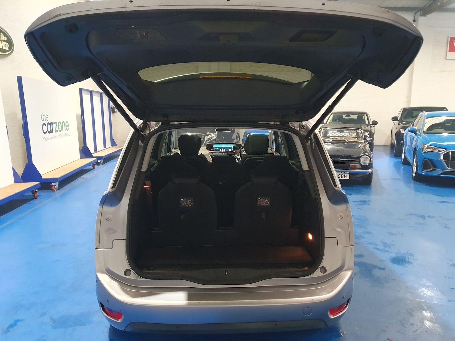 Used Citroen C4 Grand Picasso 2017 for sale - 76990553: Photo 5