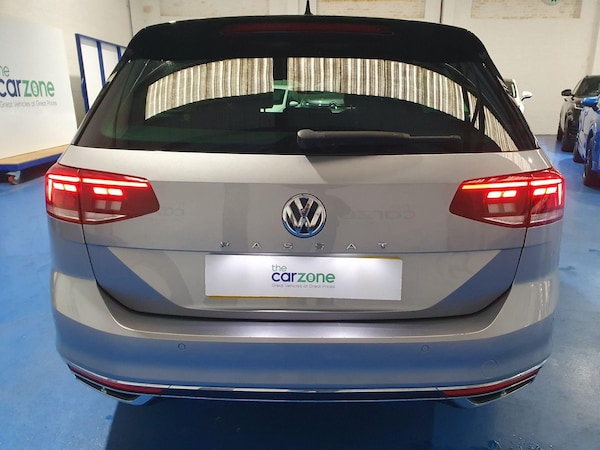 Used Volkswagen Passat 2020 for sale - 76238536: Photo 4