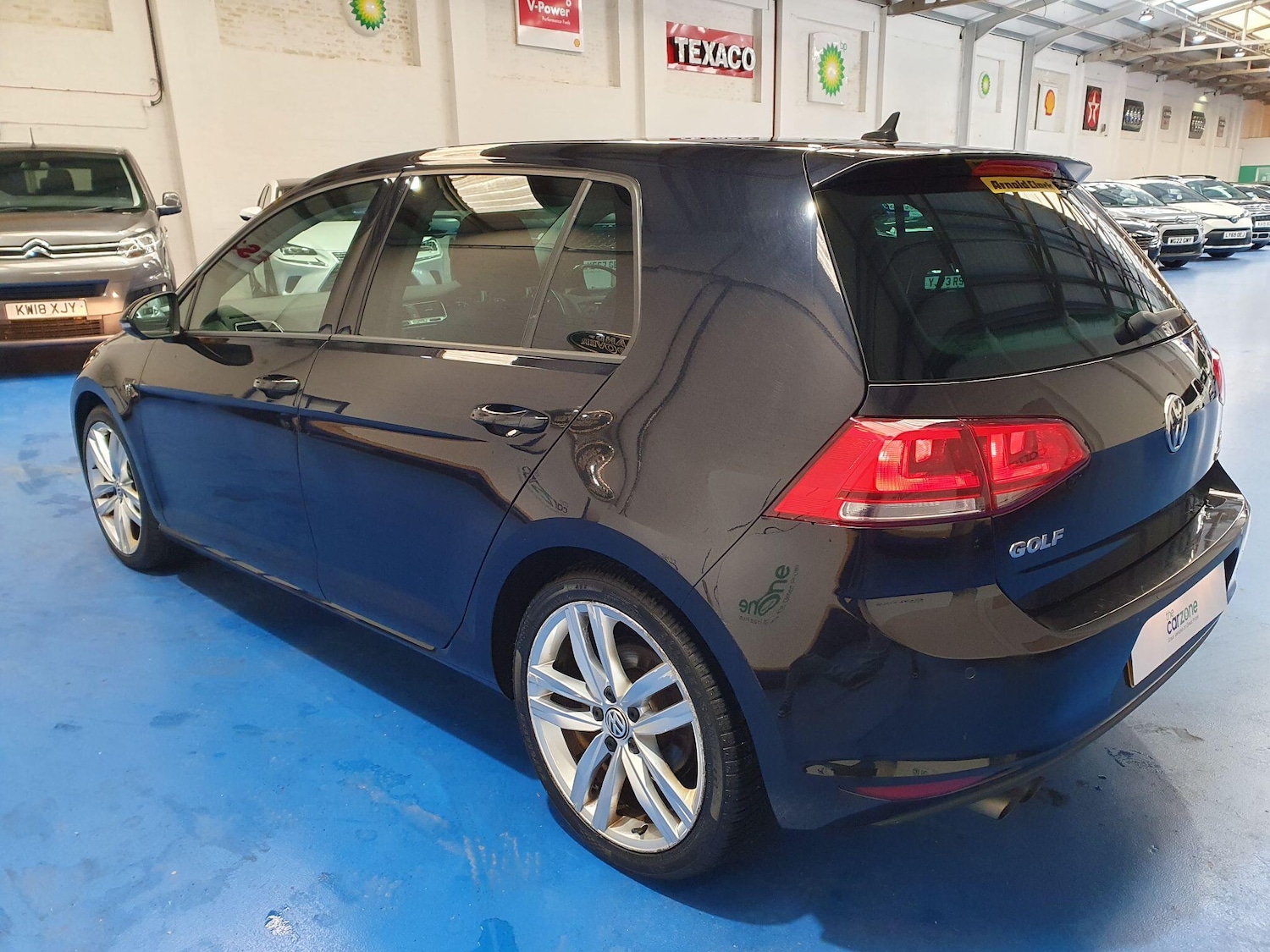 Used Volkswagen Golf 2016 for sale - 76152295: Photo 5