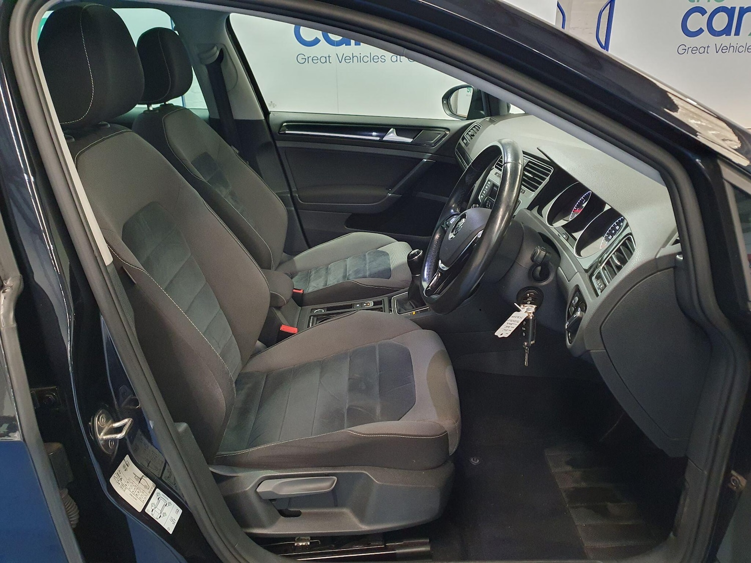 Used Volkswagen Golf 2016 for sale - 76152295: Photo 9