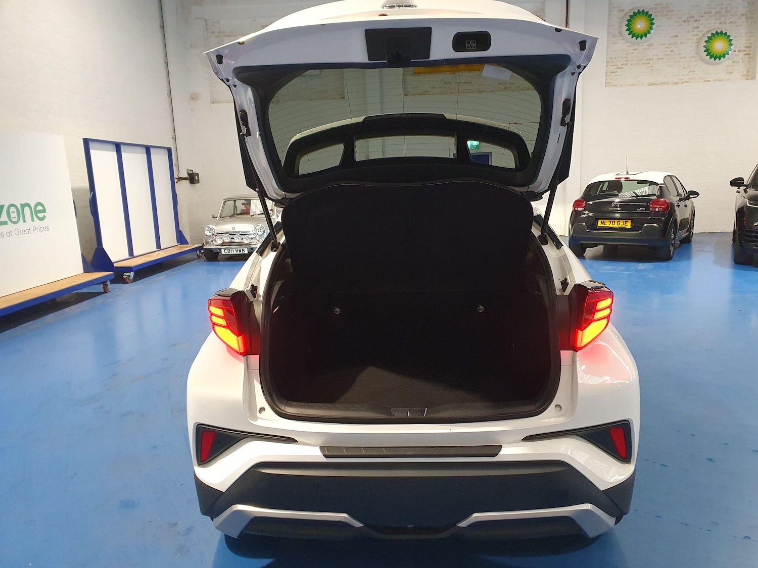 Used Toyota C-HR 2020 for sale - 77120273: Photo 14