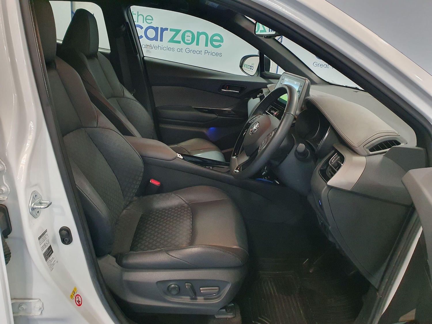 Used Toyota C-HR 2020 for sale - 77120273: Photo 9