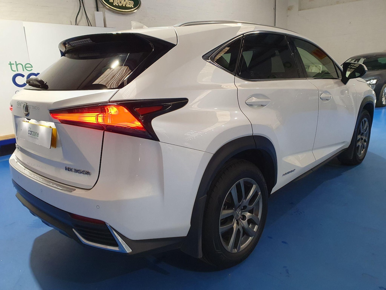Used Lexus NX 2018 for sale - 77468902: Photo 3