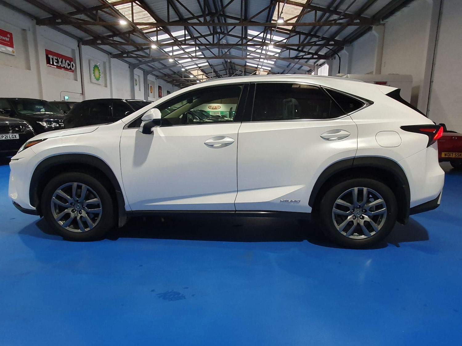 Used Lexus NX 2018 for sale - 77468902: Photo 6