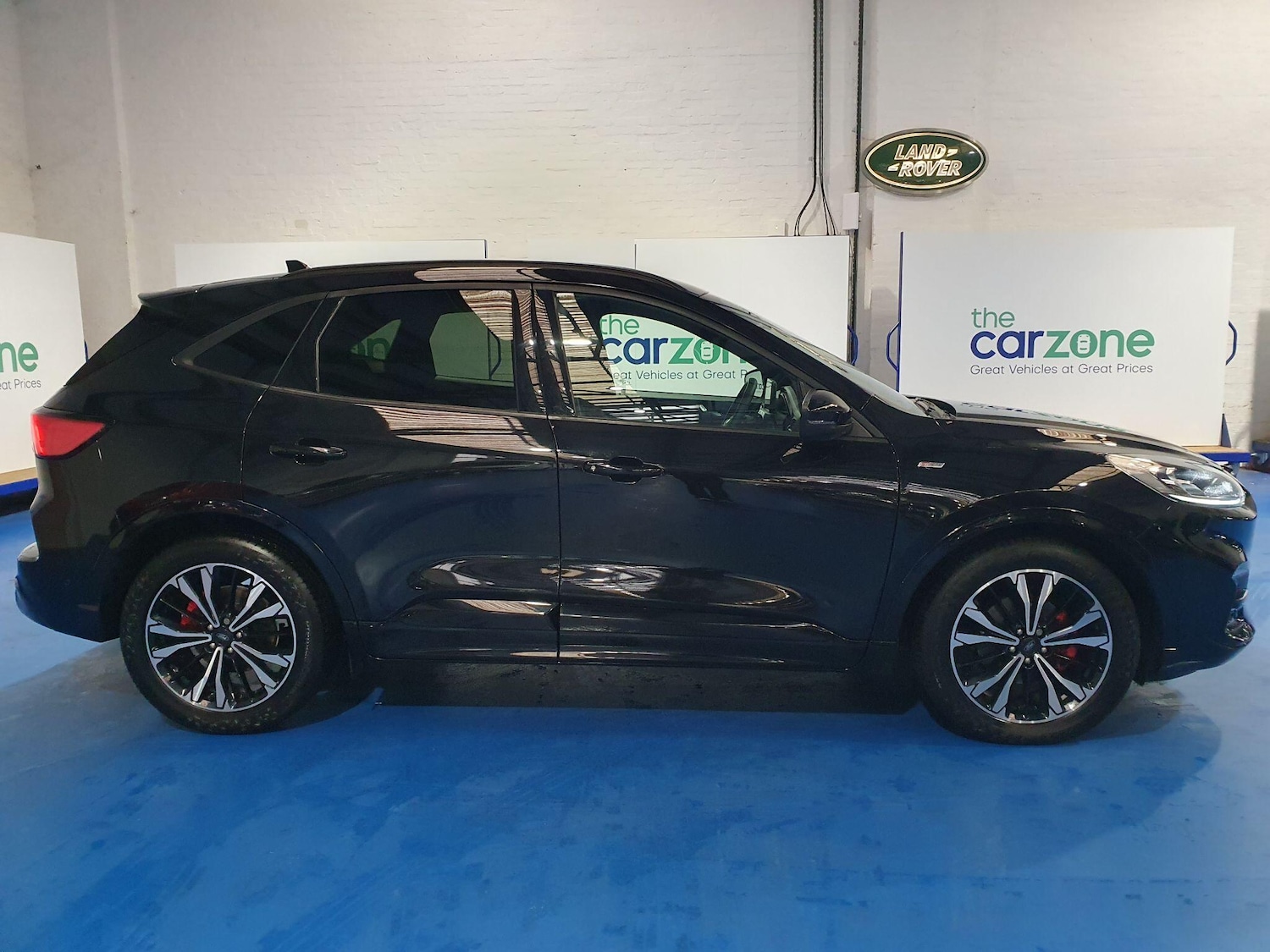 Used Ford Kuga 2022 for sale - 76549779: Photo 2