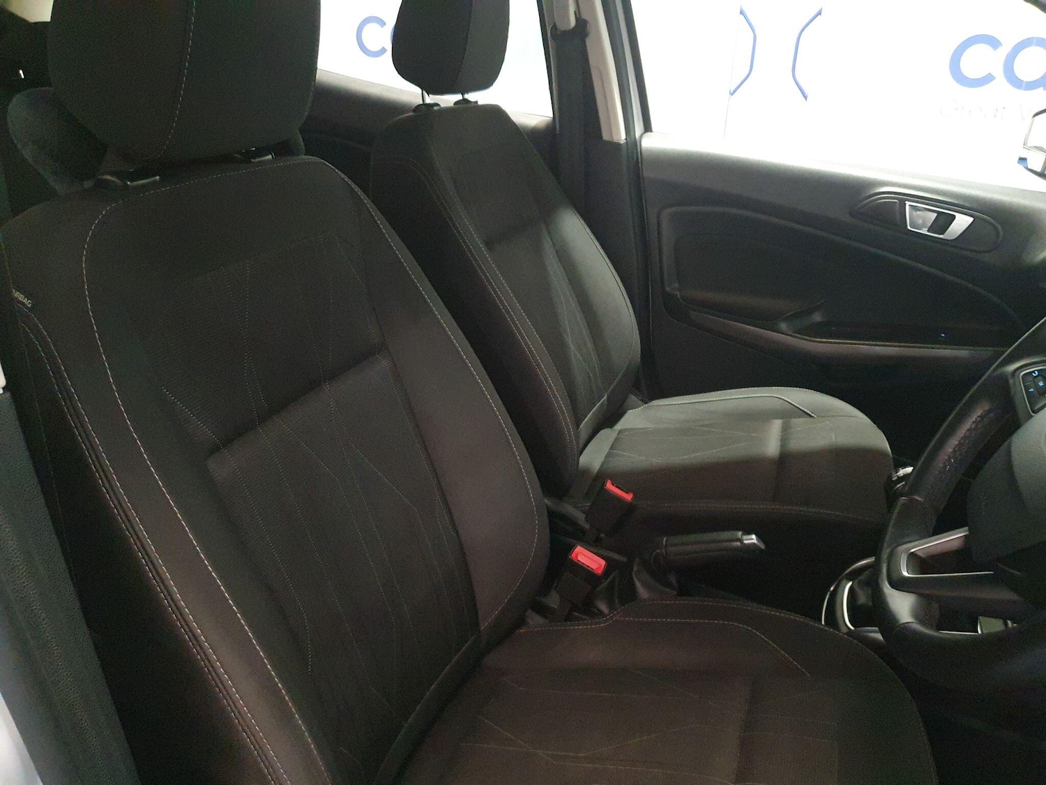 Used Ford Ecosport 2018 for sale - 76620443: Photo 9