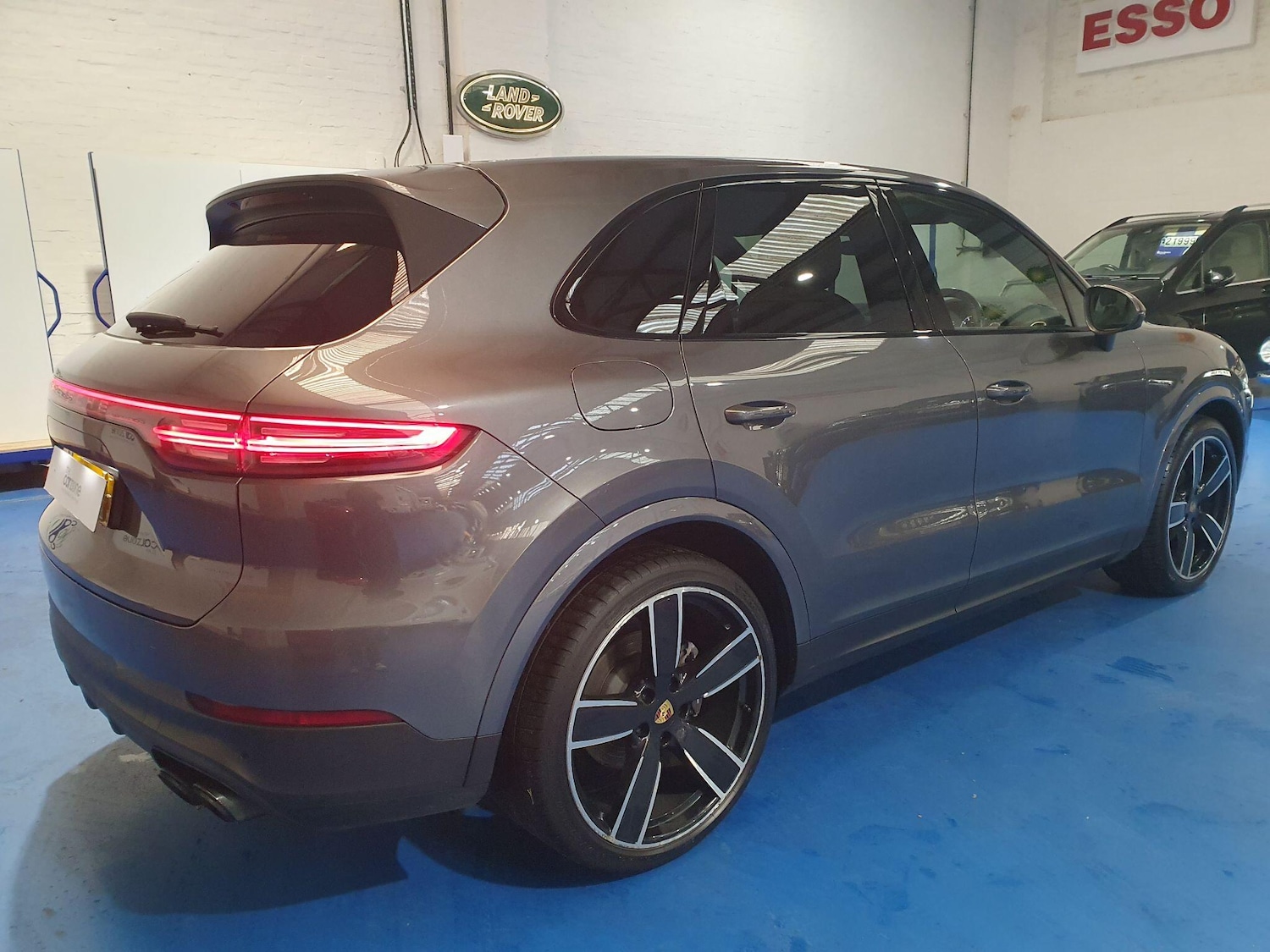 Used Porsche Cayenne 2019 for sale - 78171018: Photo 3